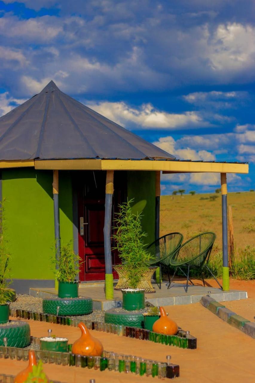 Amanya 3-Bedroom Hut Amboseli Bagian luar foto
