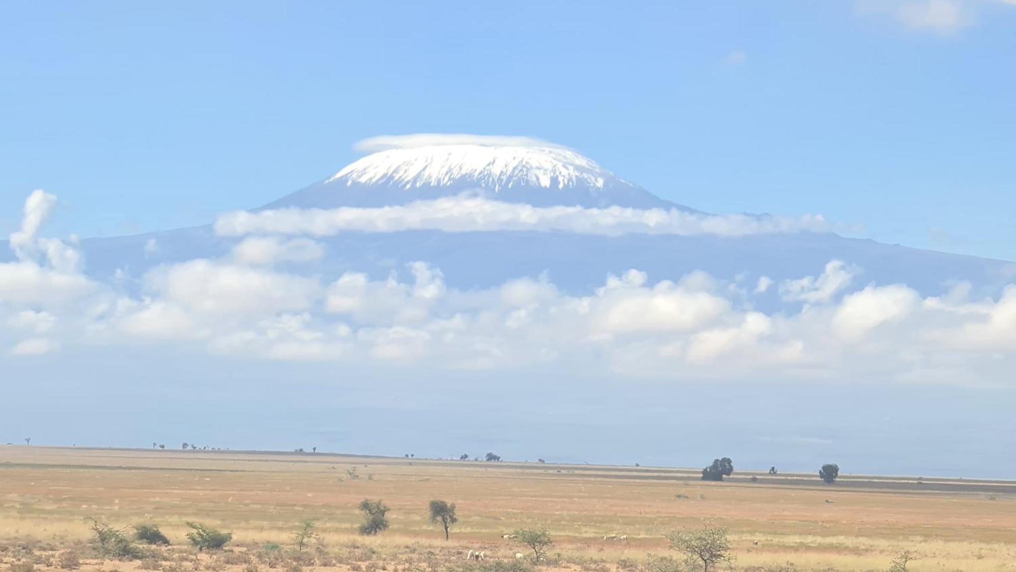 Amanya 3-Bedroom Hut Amboseli Bagian luar foto